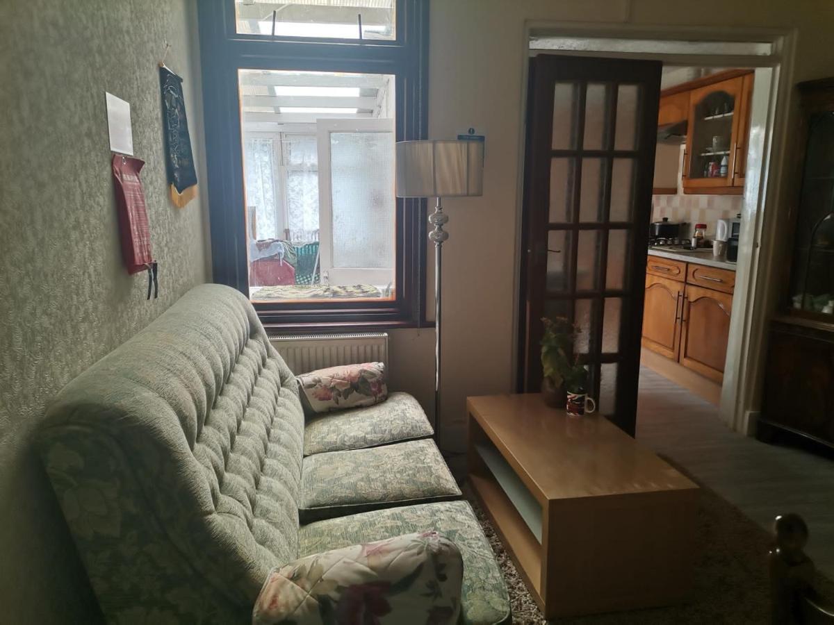 Double Room Available- London Seven Kings Seven Kings Train Station Ilford Zewnętrze zdjęcie